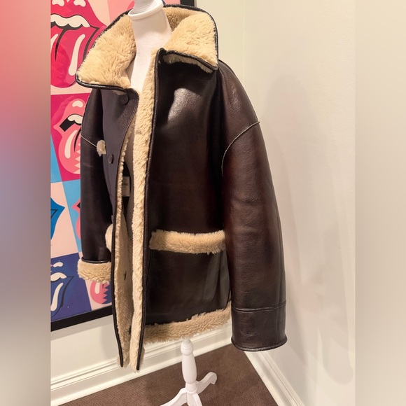 Gap × Sandy Liang Reversible Vegan Leather Sherpa Jacket - Picture 8 of 9